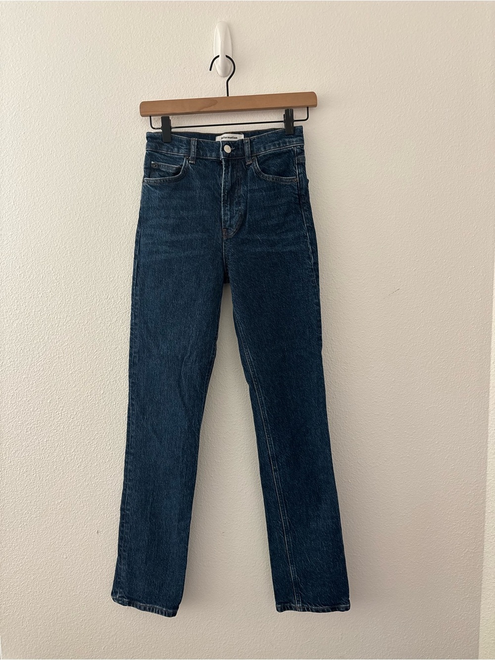 Reformation straight leg jeans in Huntington